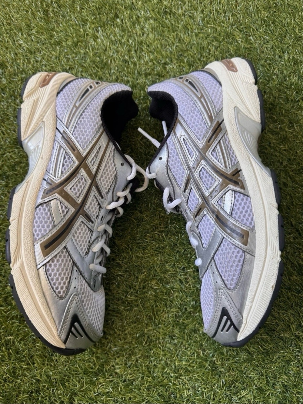 ASICS Gel Men’s Size 9.5 Sneakers